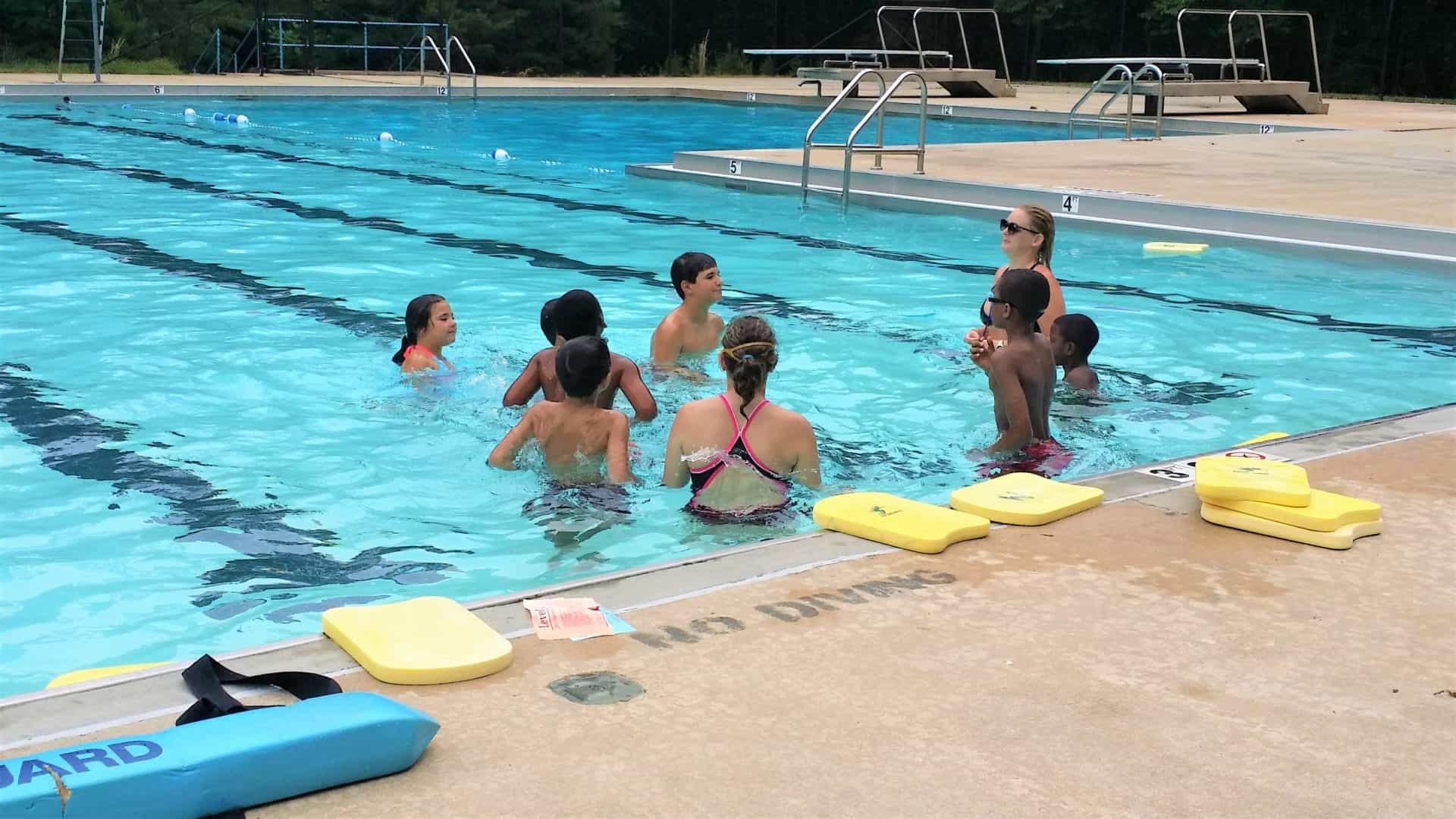 mineral-springs-pool-kid-friendly-triad